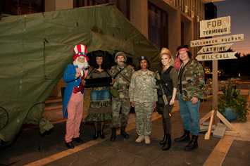 Taylor, Pamela, Kevin, Donna, Jula and Tim